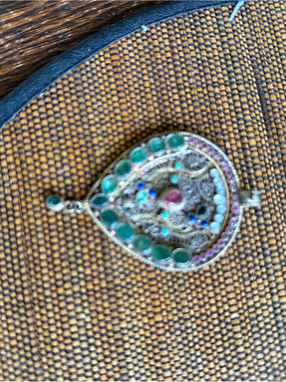 Elegant Green Teardrop Filigree pendant with Multicolor Accents